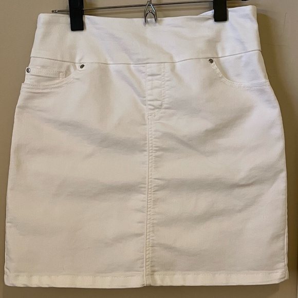 S.C. CO Skort - Picture 2 of 6